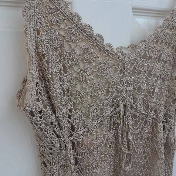 Gold crochet cami top - Picture 8 of 11